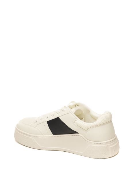 White/black leather sneaker ARMANI EXCHANGE | XM002627AF22831-M0017